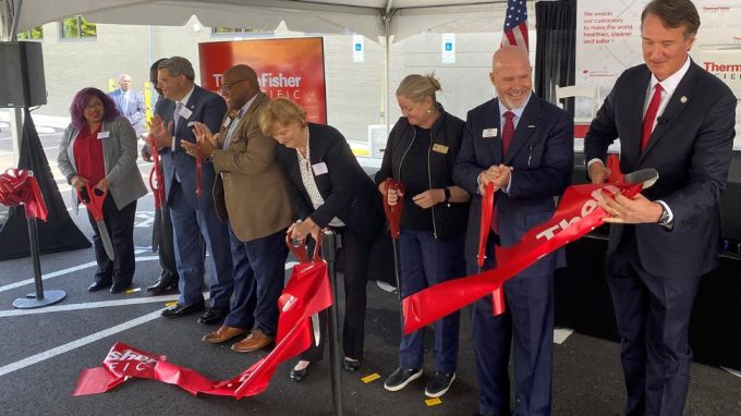 ThermoFisher ribbon cutting
