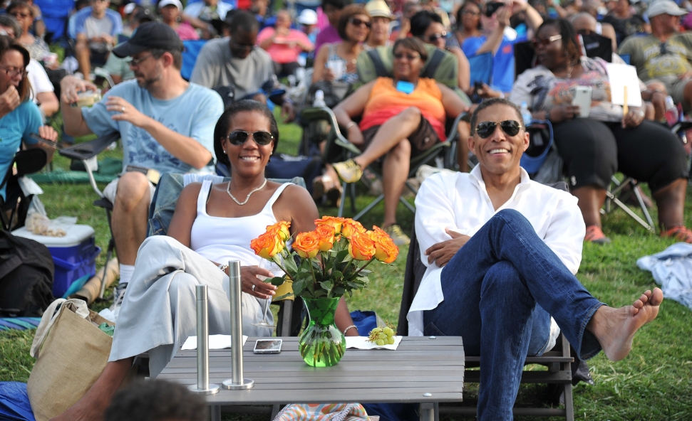 Couple sits at Richmond festival