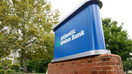 Atlantic Union Bank logo sign surrounding a suburban neighborhood.
